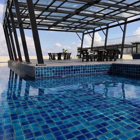 Traveler'S Homestay 旅人窝@ The Venus Sitiawan Kampong Lumut Kiri Exterior photo