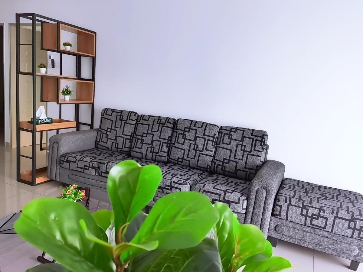 Traveler's 旅人窝@ The Venus Sitiawan Apartment Kampong Lumut Kiri