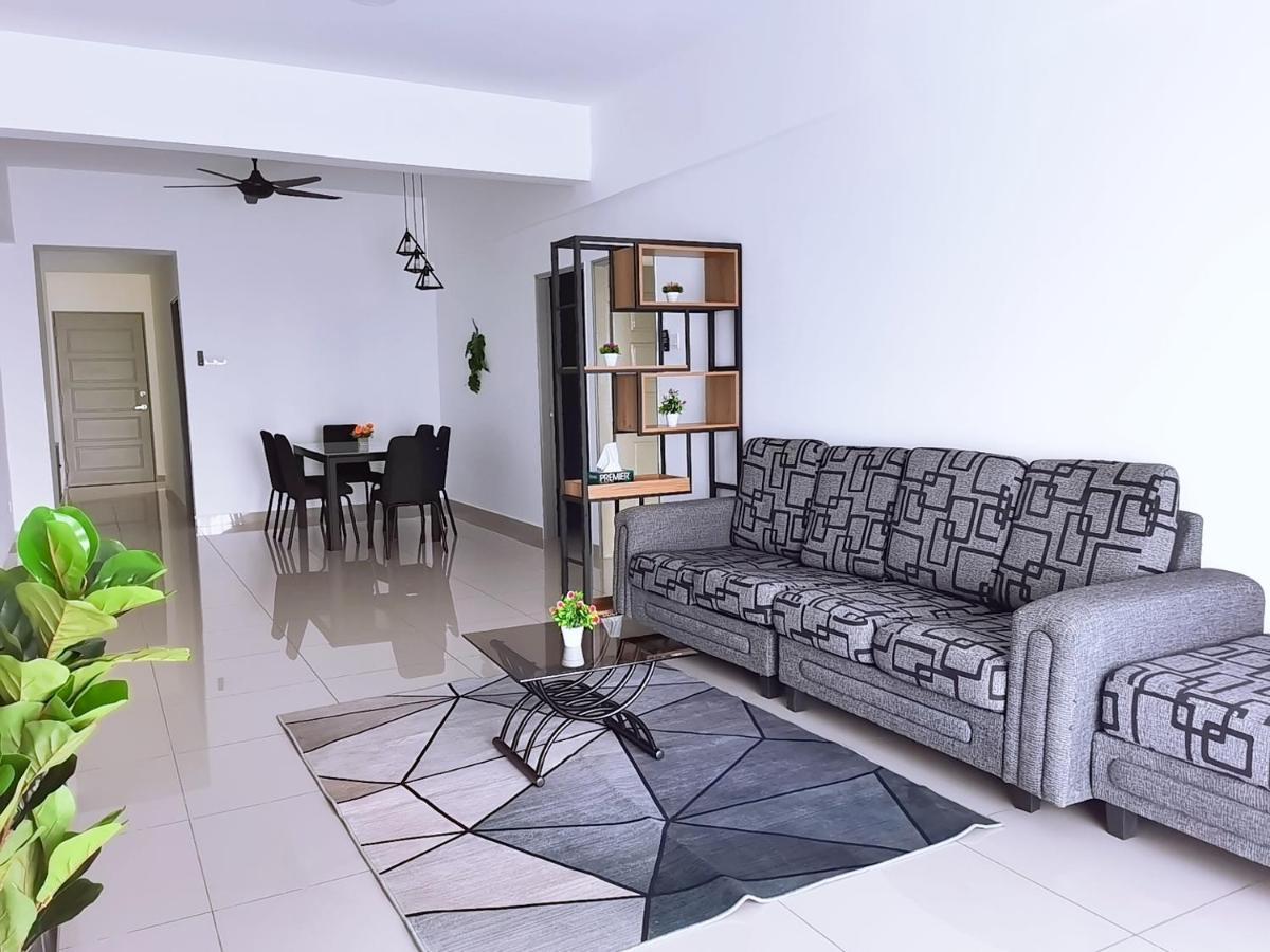 Traveler's 旅人窝@ The Venus Sitiawan Apartment *